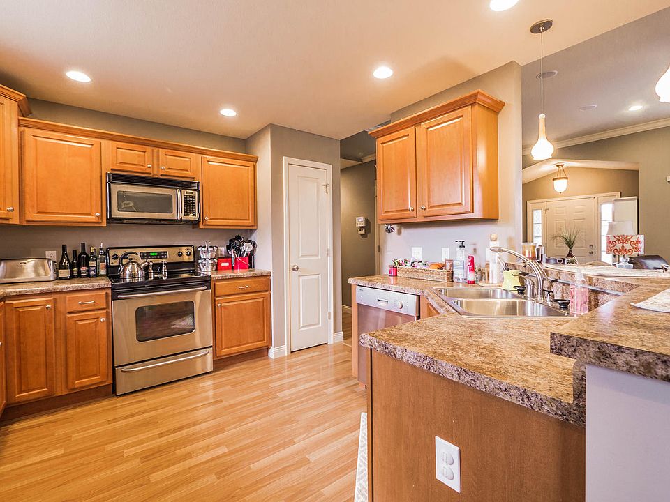 2nd image of 7002 Stanwood Dr
