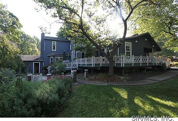 2nd image of 2 Hilldale Dr