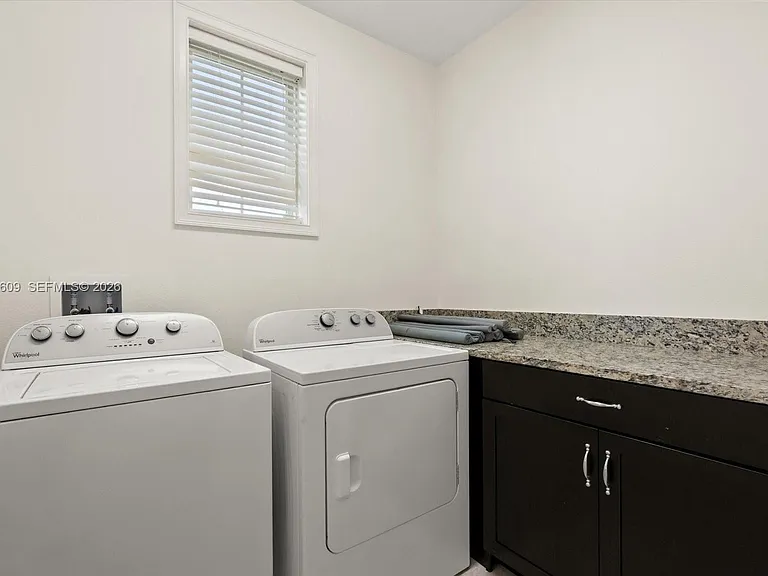 9829 Winnington St #9829 — Photo 14