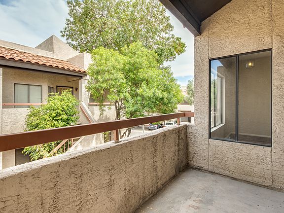 5th image of 11666 N 28th Dr Unit 233
