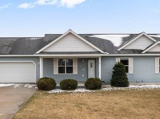 1766 Kymbra Ln, Traverse City, MI 49685