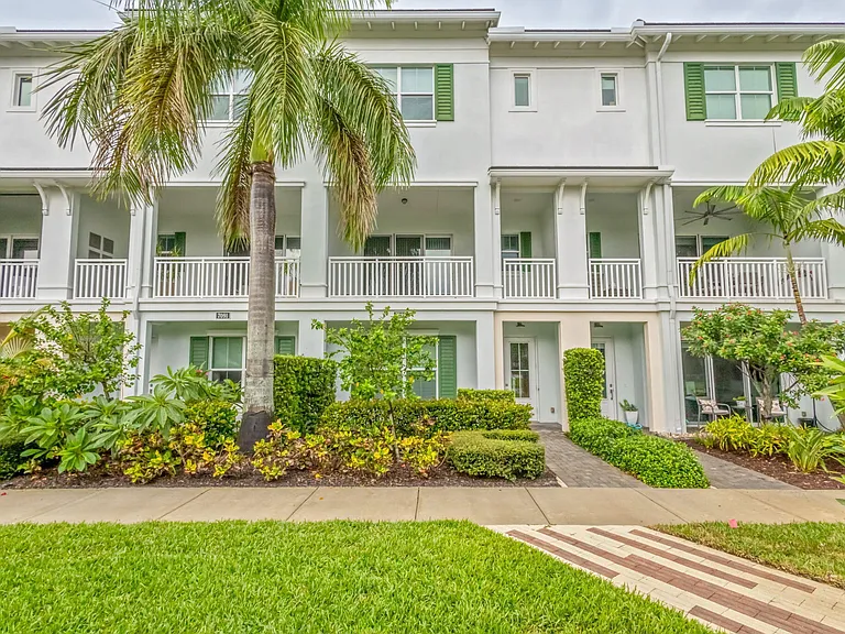 7089 Edison Pl — Photo 2