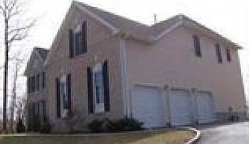 2nd image of 25 Red Oak Ln