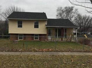 826 Kinsman St, Columbus, OH 43207