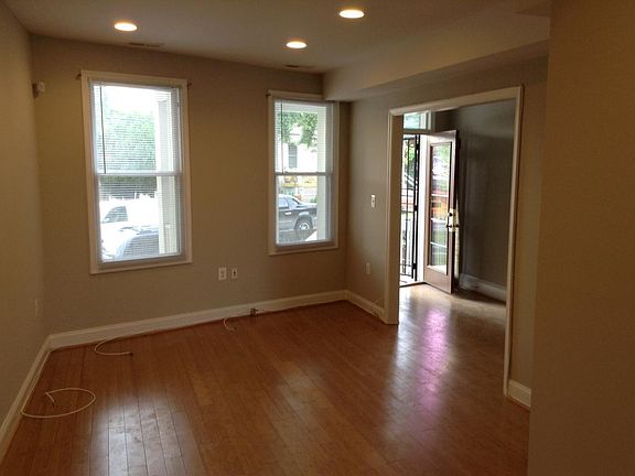 Living Room when not furnished.