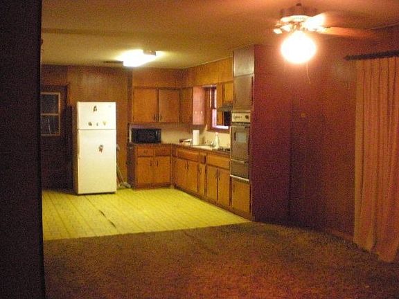 4th image of 2601 43rd St