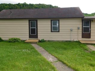 S2385 County Rd S, Westby, WI 54667