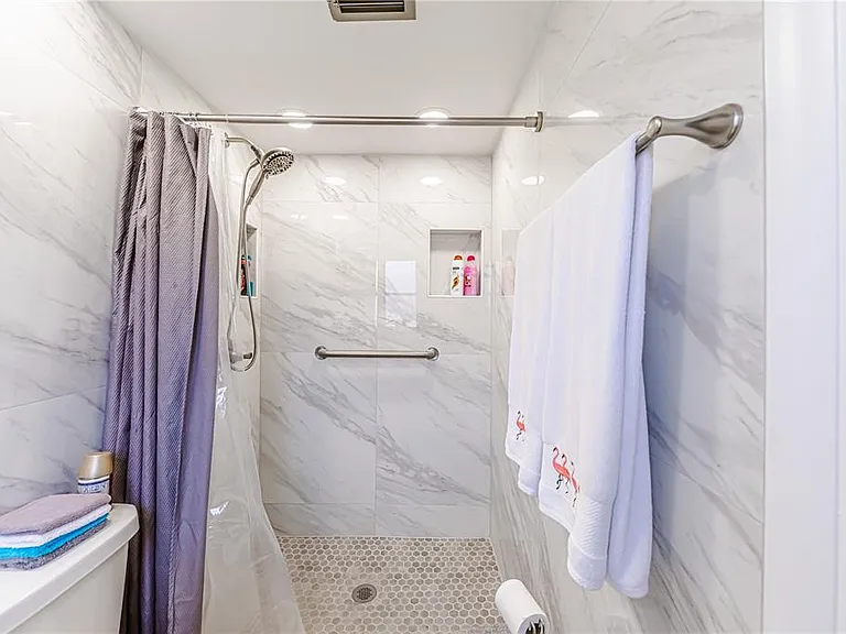 616 Flamingo Dr #102 — Photo 20