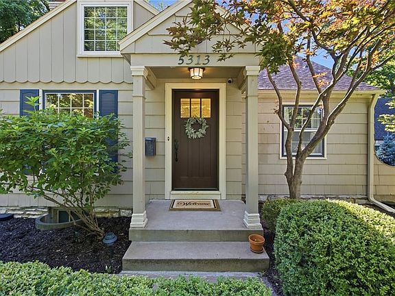 2nd image of 5313 Aberdeen Rd
