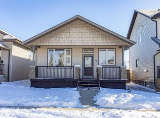 63 W Vickers Close, Red Deer, AB T4R0E6