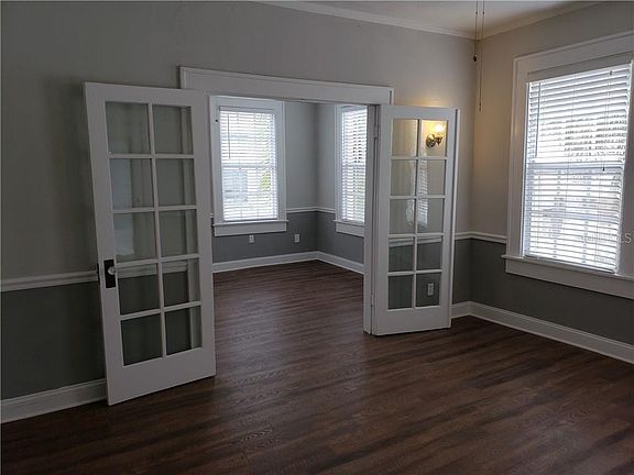 2nd image of 506 S Westland Ave APT 8