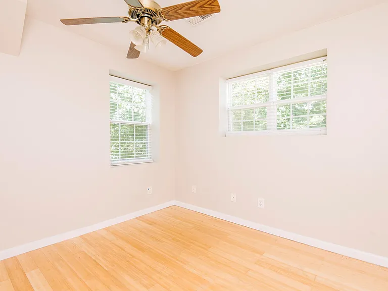 3125 Tryon Rd — Photo 12