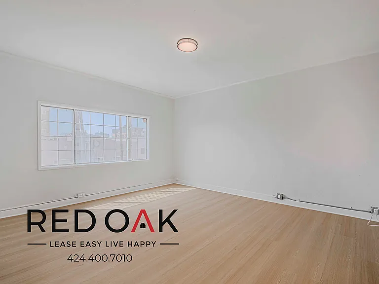 816- 822 S Park View St — Photo 33
