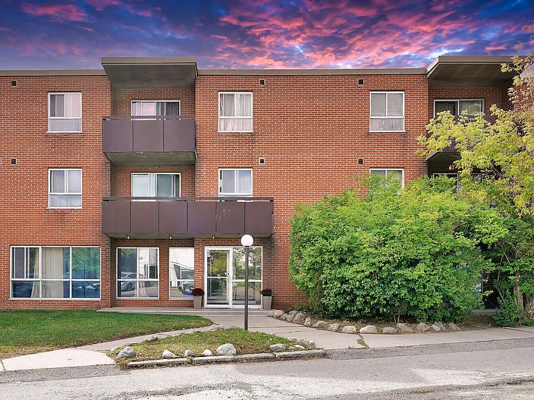 55 Woolley St #203 — Photo 7