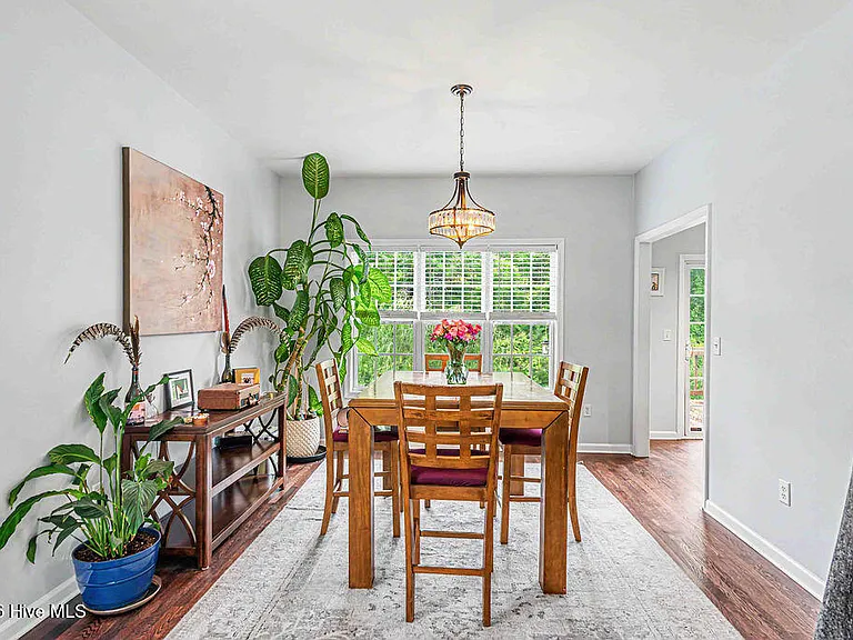609 Riva Ridge Rd — Photo 10
