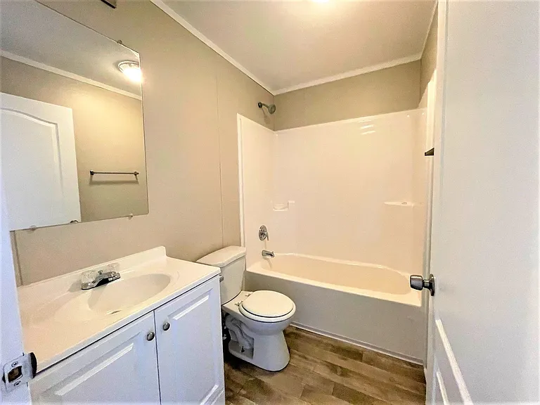 Westbridge Manor — Photo 122