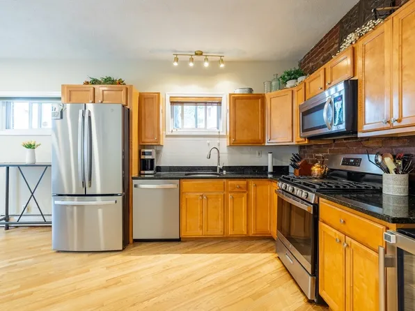 59 Partridge Ave #1, Somerville, MA 02145