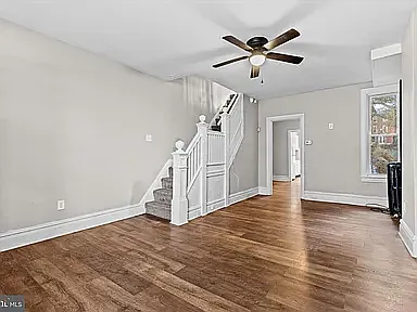 3 bed, 1300 sqft, $1,500 — Photo 4