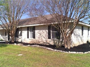 210 W Avenue F, Jarrell, TX 76537