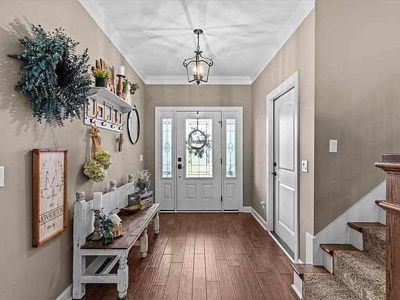 5th image of 73 Crabapple Ct