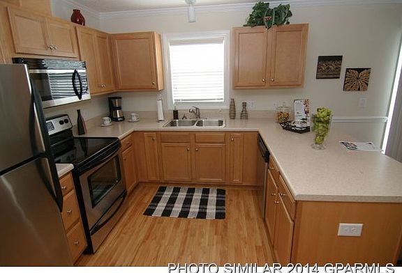 4th image of 132 E Chandler Drive