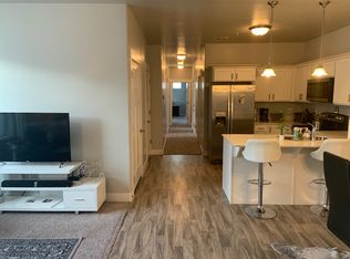 45 W Silver Springs Dr #45, Vineyard, UT 84059
