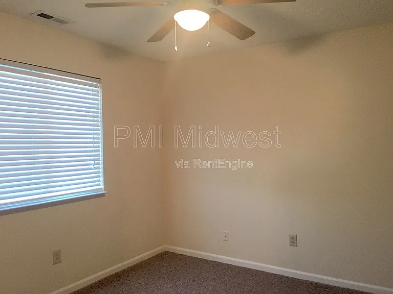 736 Pine Lake Dr — Photo 9