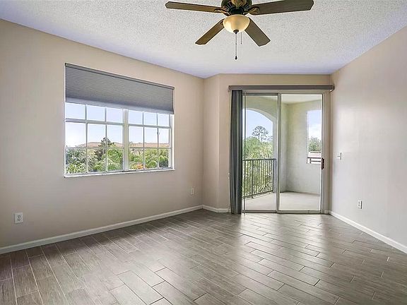2nd image of 3015 Aqua Vista Ln APT 301