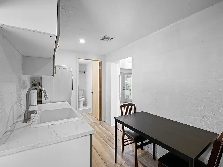 3355 SW 22nd St #1 — Photo 16