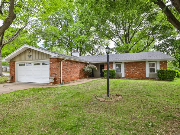 2440 S Weaver Avenue, Springfield, MO 65807