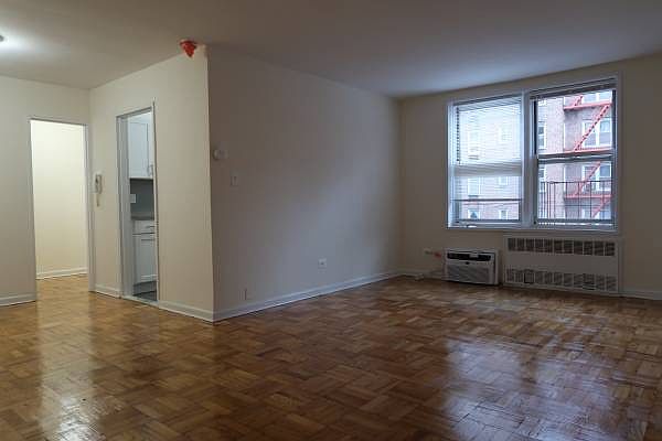 1st image of 41-10 Bowne St #2C