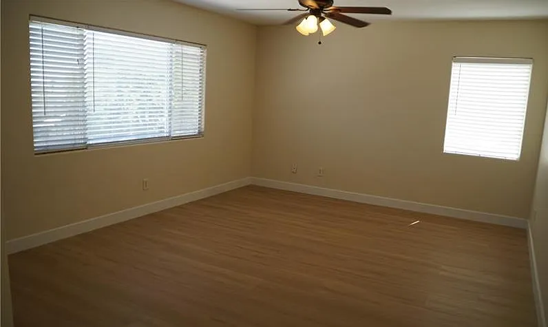 3 bed, 2.5 bath, 1580 sqft, $1,895 — Photo 3