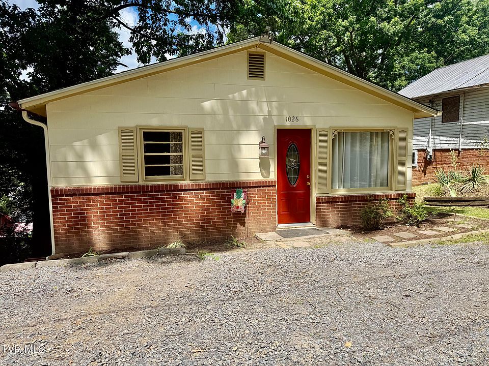 1st image of 1026 Cooper St