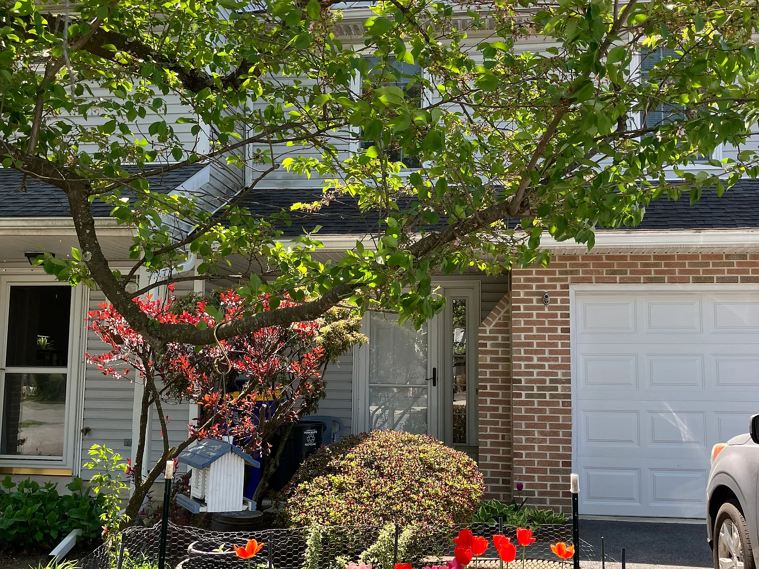307 Fawn Rdg N — Photo 1
