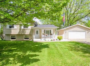 449 Maitland Dr, Horton, MI 49246