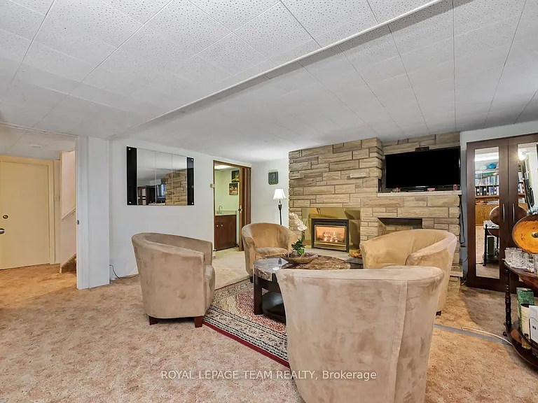 1233 Cheverton Ave — Photo 31