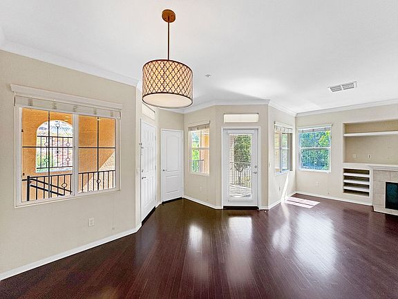 3rd image of 11035 Catarina Ln Unit 304