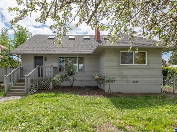 3392 Sunnyview Rd NE, Salem, OR 97301