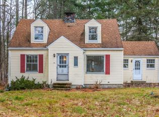 40 Greenmeadow Ln, Granby, MA 01033
