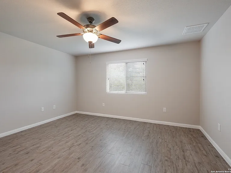 10102 Relic Oaks — Photo 13