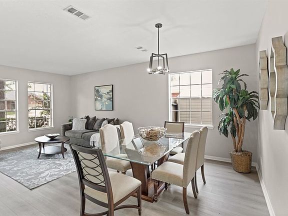 4th image of 18311 Hollow Branch Ct