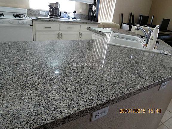 4th image of 8756 Autumn Valley Ave