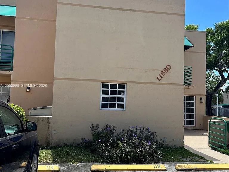 11880 SW 19th Ter #113 — Photo 2