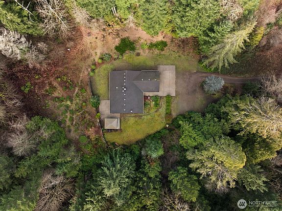 2nd image of 15332 Willow Road SE