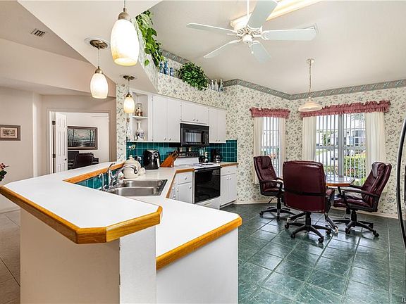 5th image of 4217 N Stanwyck Ter