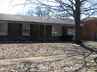 2902 Sheldon Rd, Louisville, KY 40218