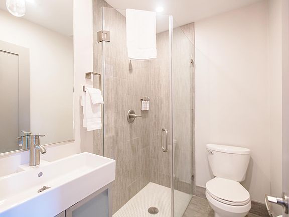 3rd image of 1485 Bush St #101