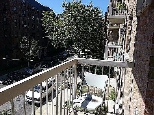 4th image of 14131 Pershing Cres APT 2B