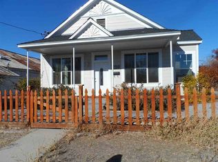 220 N 11th St, Montague, CA 96064