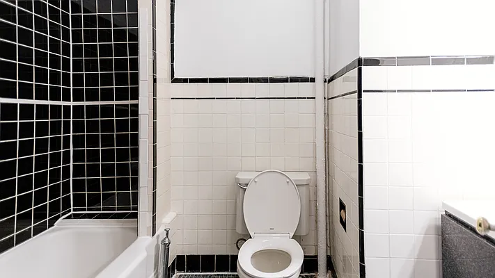 Rented by Nooklyn NYC LLC | media 34